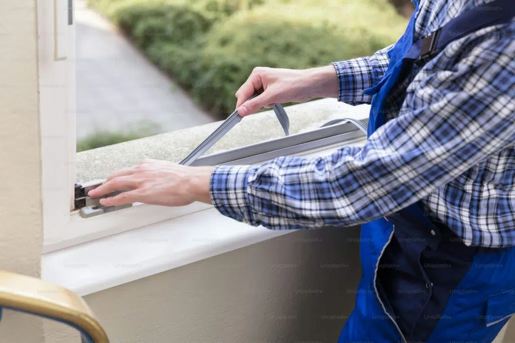 Plumber's Putty vs Silicone